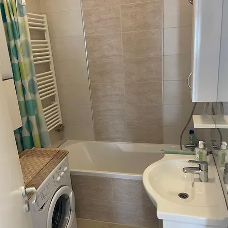 Апартаменты Goldal House Шиофок