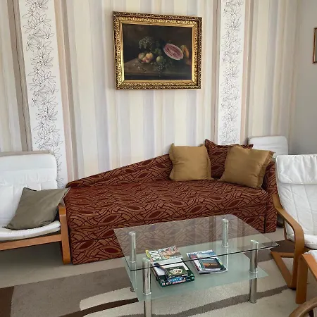 Goldal House Appartamento *