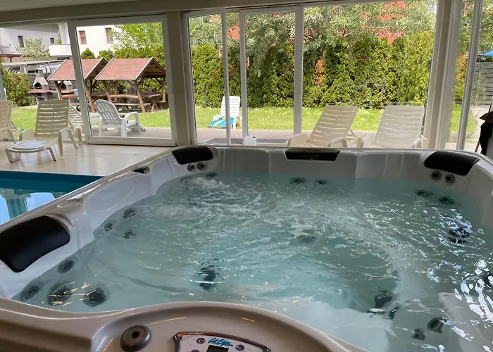 Goldal House Шиофок